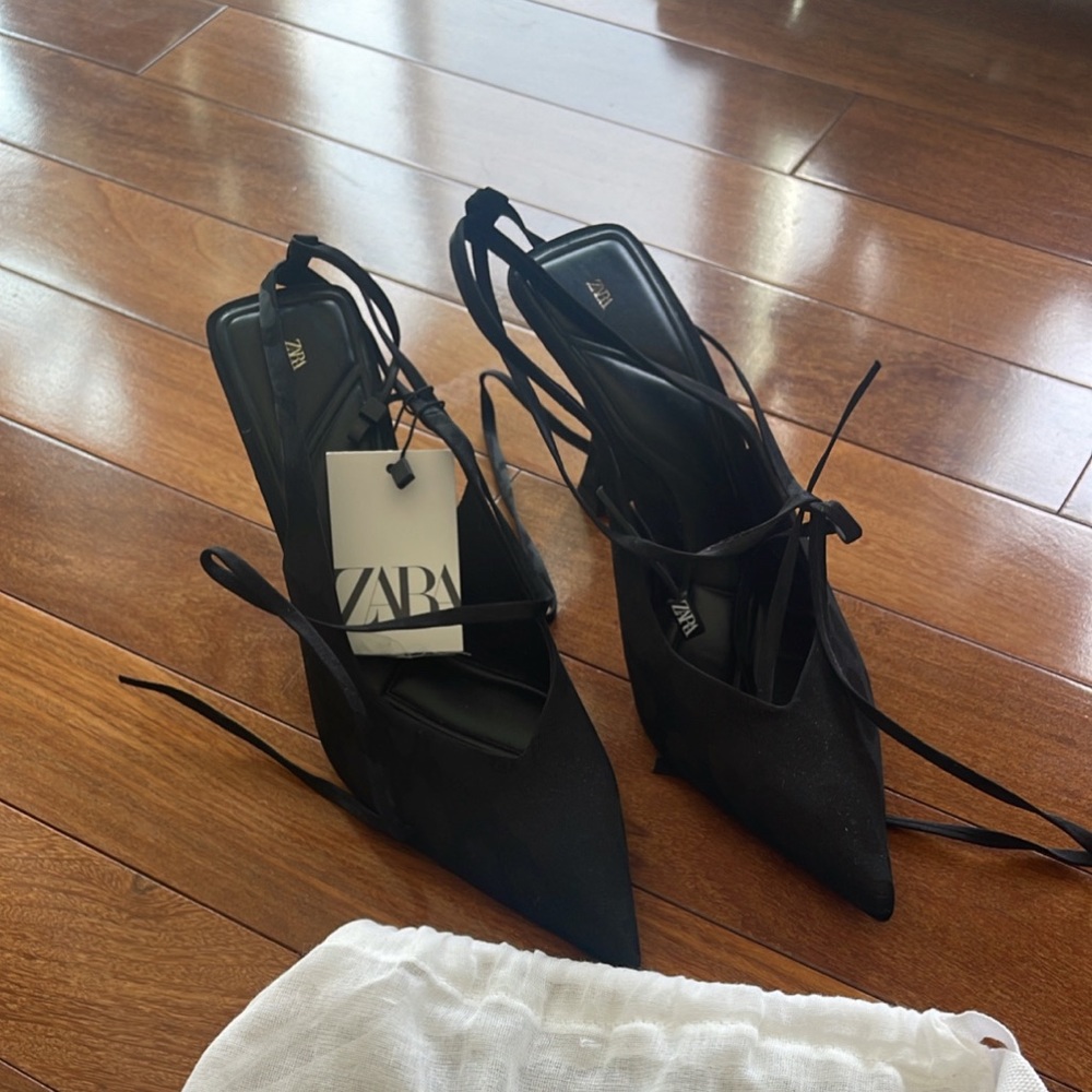 Zara black pumps with ties brand new with tags and dust bags